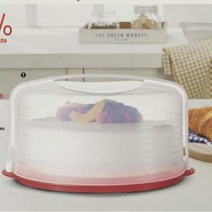New Tupperware Round Cake Taker Carrier